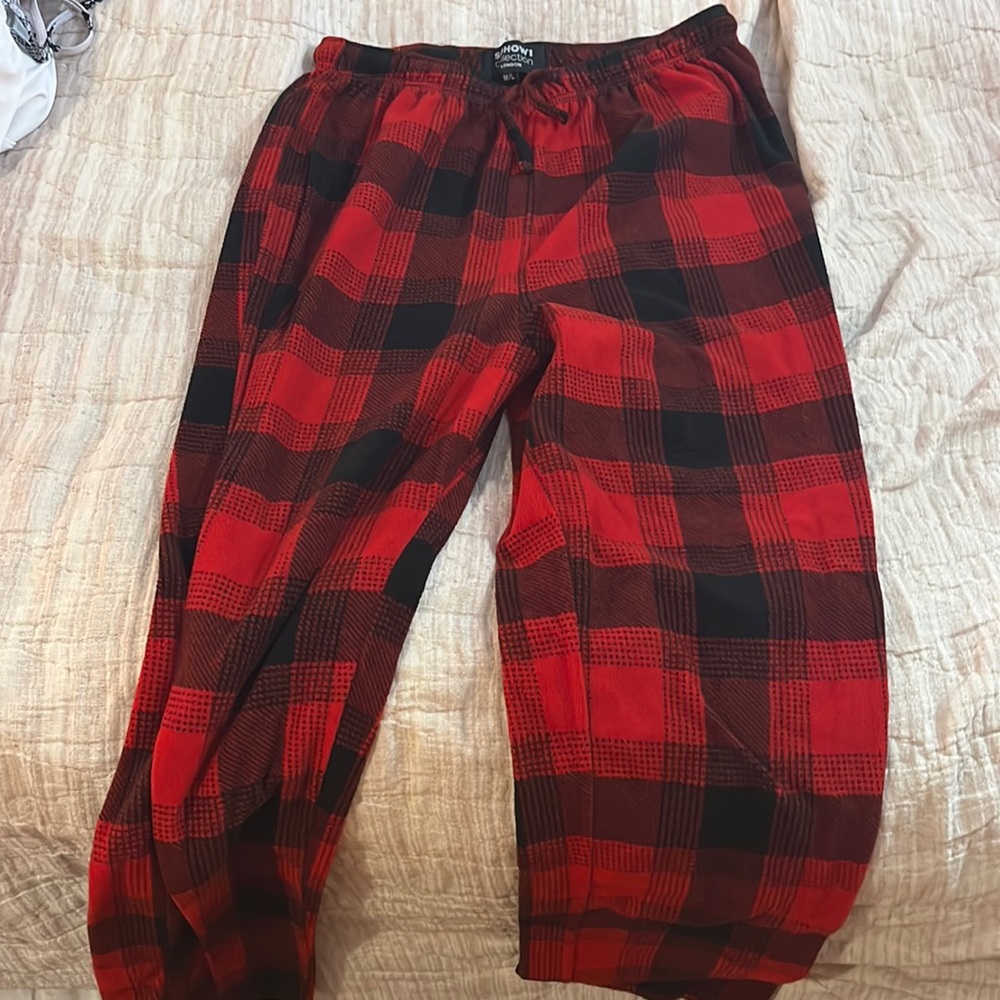 red plaid men’s pj pants